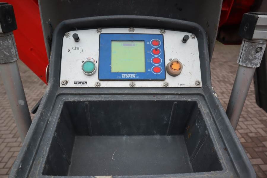 Teupen LEO 31T Valid inspection, *Guarantee! 230 V Electr 2017 TEUPEN - LEO 31T - 61465 LEO 31T Valid inspection, *Guarant...