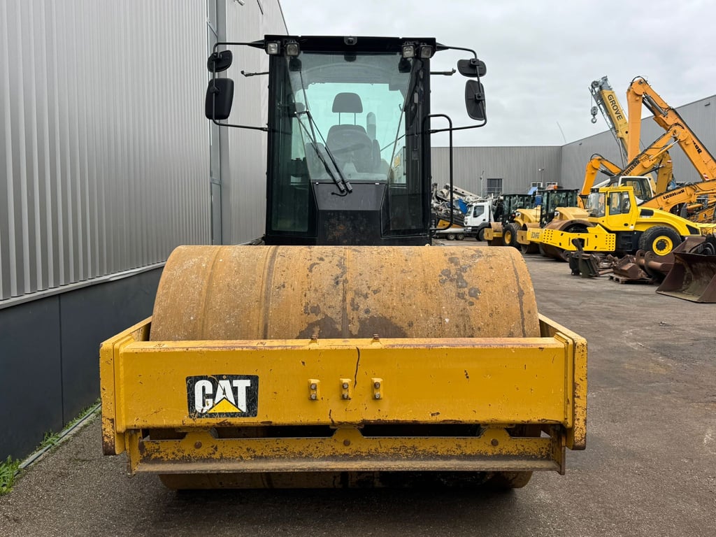 Caterpillar CS66B 2019 00033744 CS66B 2019 1 image 8
