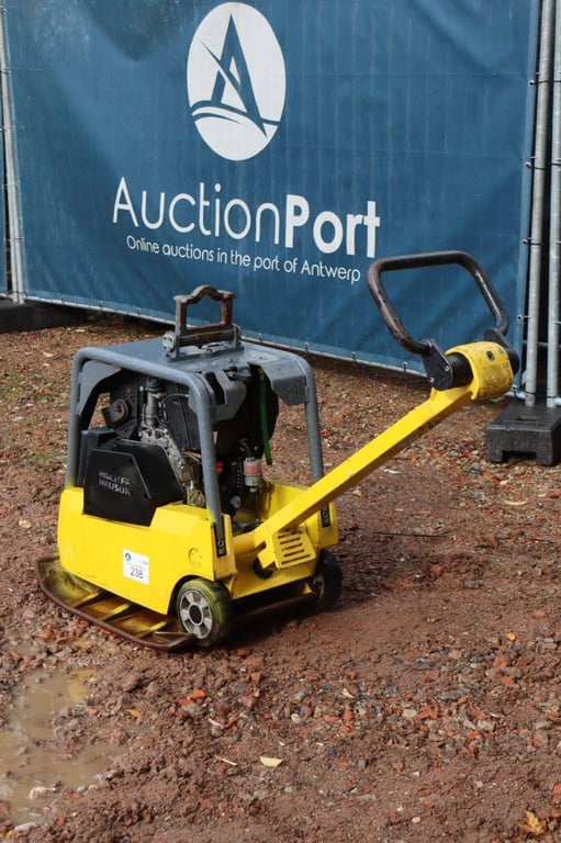 Vibrating plate Wacker Neuson DPU3760 Diesel 4.2kW 2017 2017 Neuson DPU3760 2017 1 image 3