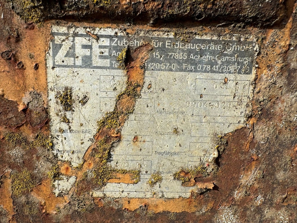 Unknown WG-2500 Volvo small 70001809 Onbekend WG-2500 Volvo small 1 Small Vans image 10