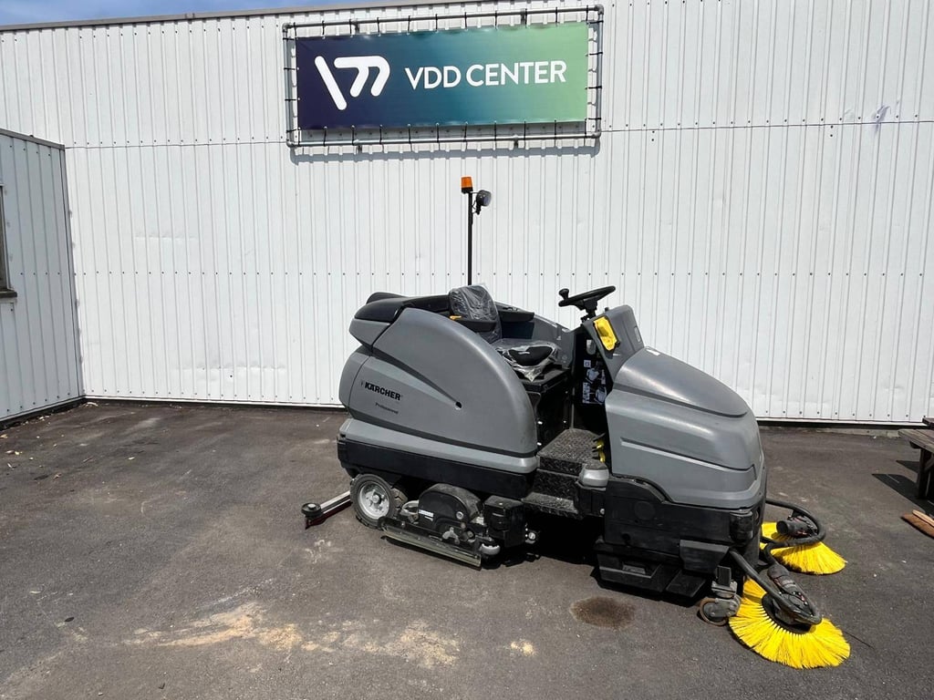 Sweeper Kärcher R120 Electric 2025 2019 R120 2019 1 image 2