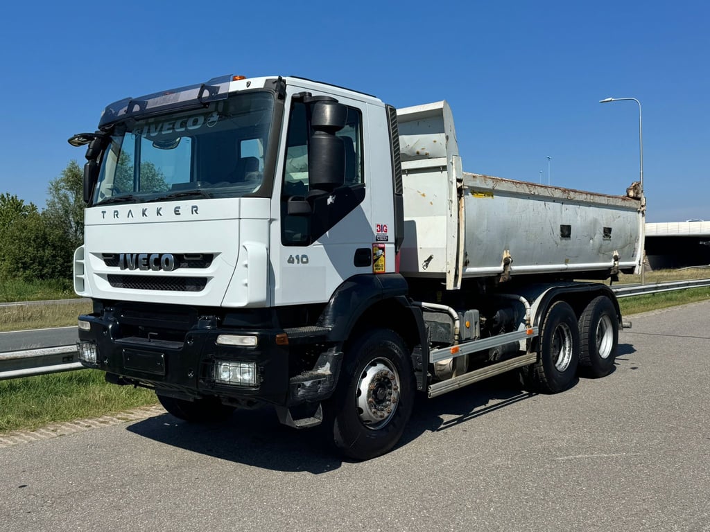 Iveco Trakker 410 6x4 Kipper 2008 00033533 Trakker 410 6x4 Kipper 2008 1 image 2