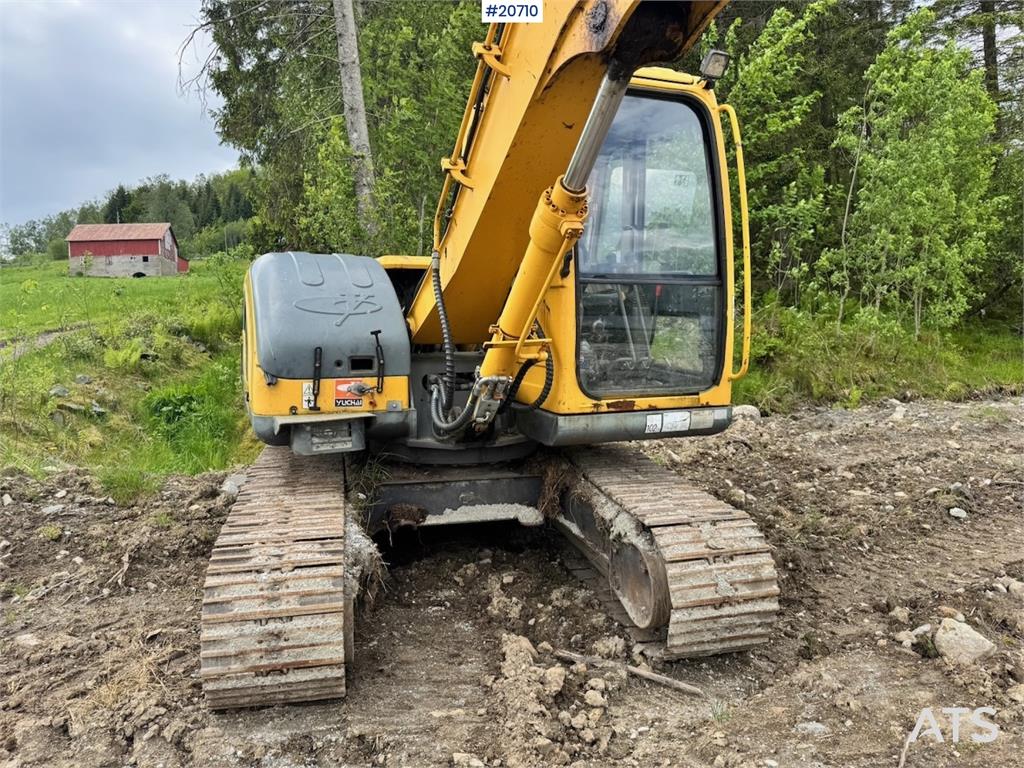 Yuchai YC85-8 Crawler excavator w/ Bucket. 3200 hours. 2008 20710 Yuchaï YC85-8 Crawler excavator w/ Bucket. 3200 hours. 2...