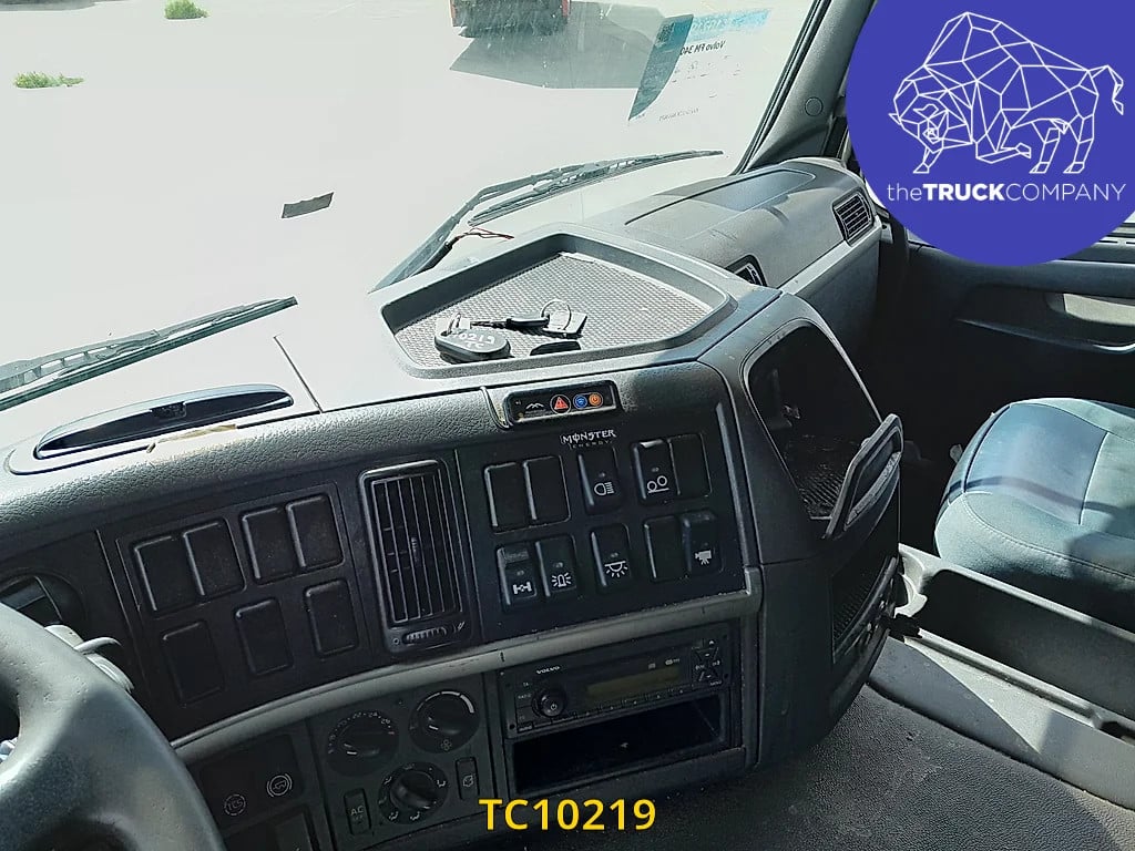 Volvo FM 340 2012 TC10219 FM 340 2012 1 image 3