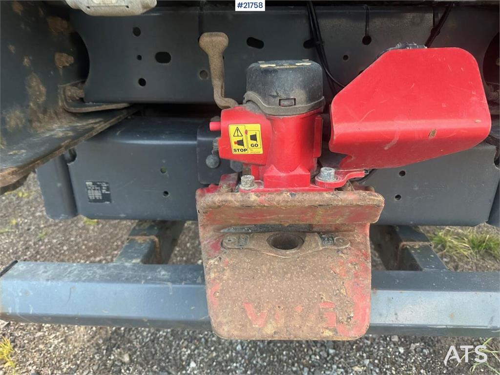 Volvo FM450 box truck 6x2 w/ full side opening, 2 zone u 2016 21758 FM450 box truck 6x2 w/ full side opening, 2 zone u 201...