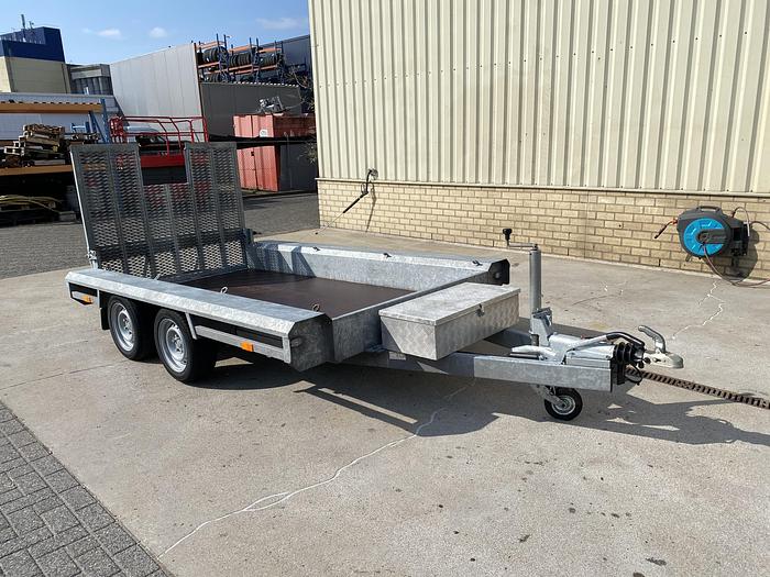 Heavy machinery product image - Image 8 of 30