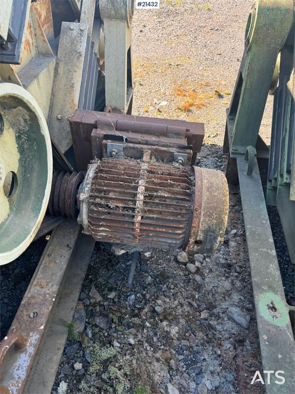 Ludwig Binder Linear quarry sieve. 1968 21432 Ludwig Binder Linear quarry sieve. 1968 1 image 14