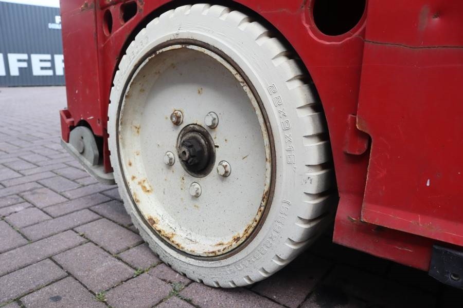 PB LIFT S225-12ES Electric, 4x2 Drive, 22.5m Working 2013 PB LIFT - S225-12ES - 62204 PB LIFT S225-12ES Electric, 4x2 Driv...