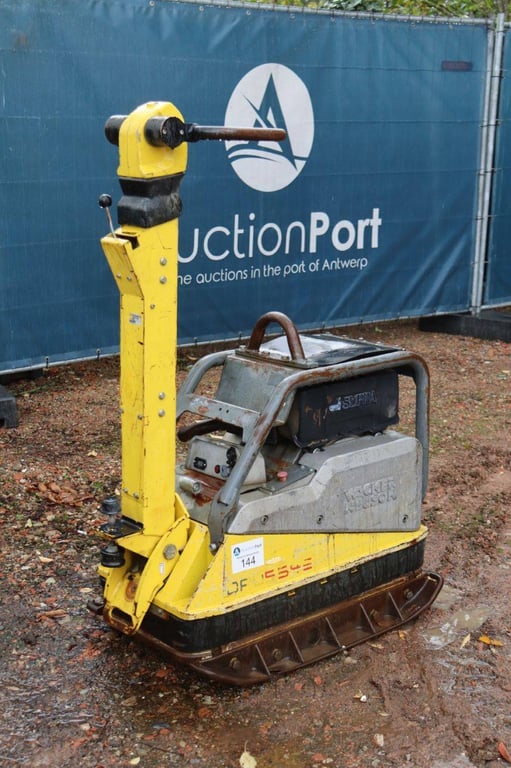 Wacker Neuson DPU5545 Diesel Vibrating Plate Neuson DPU5545 1 image 8