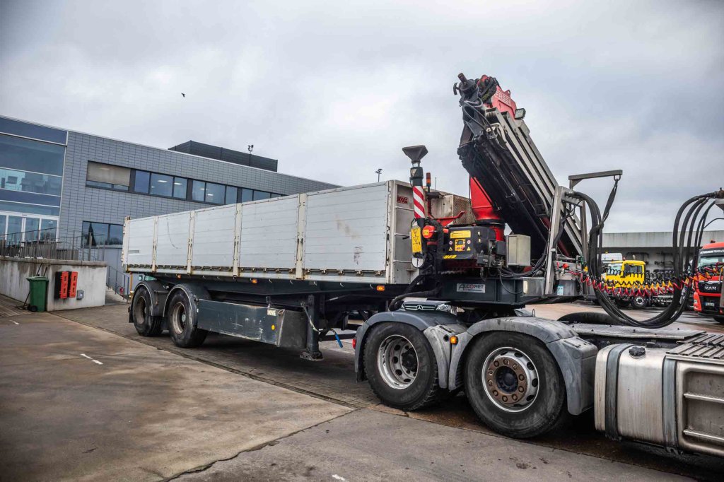 KWB KIPPER + CRANE/GRUE/KRAN FASSI F245A/5X 2012 E62950 Kwb KIPPER + CRANE/GRUE/KRAN FASSI F245A/5X 2012 1 Crane trucks im...