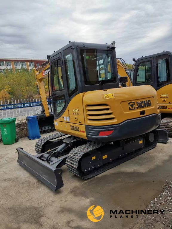 XCMG XE60DA Mini Crawler Excavator Used Good Condition For Sale XE60DA 2019 1 Mobile Cranes image 4