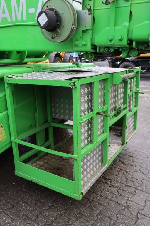 Merlo ROTO 40.25MCSS Diesel 107kW 4500kg 25m 2004 Telehandler 2004 Merlo ROTO 40.25MCSS 2004 1 image 14