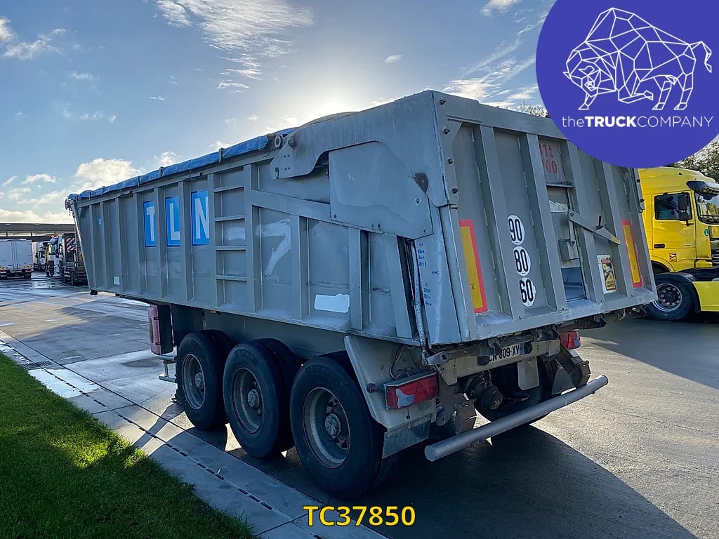 Benalu Tipper 2006 TC37850 Benalu 2006 1 Tipper trucks image 2