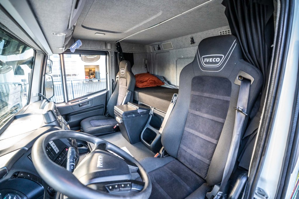 IVECO STRALIS 400 CNG // HAYON DHOLLANDIA 2019 E64694 STRALIS 400 CNG // HAYON DHOLLANDIA 2019 1 image 15