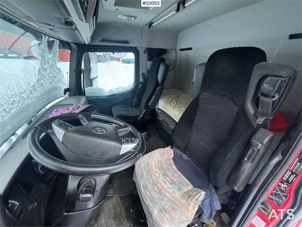 Mercedes-Benz Arocs 6x4 Tipper Truck 2015 22053 Arocs 6x4 Tipper 2015 1 Tipper trucks image 11