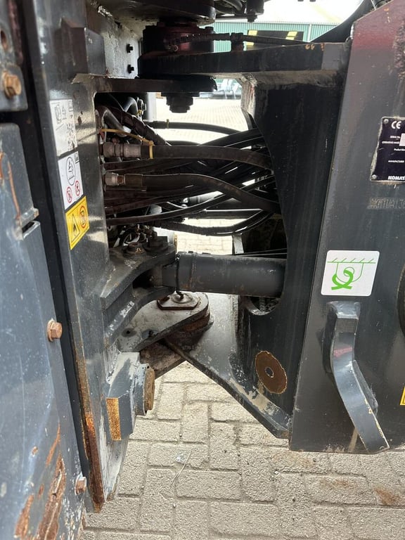 Heavy machinery product image - Image 11 of 15
