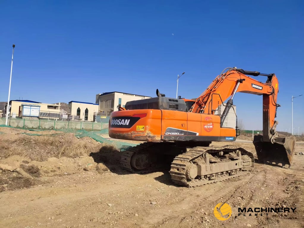 DOOSAN DH520LC-9C 52 TONS Used Crawler Excavator Hot Sale DX520LC-9C 2019 1 Crawler Excavators image 5