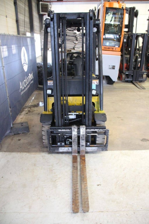 Forklift Yale GLP18VXV2175 LPG 1750kg 3.33m 2020 2020 GLP18VXV2175 2020 1 Forklift image 7