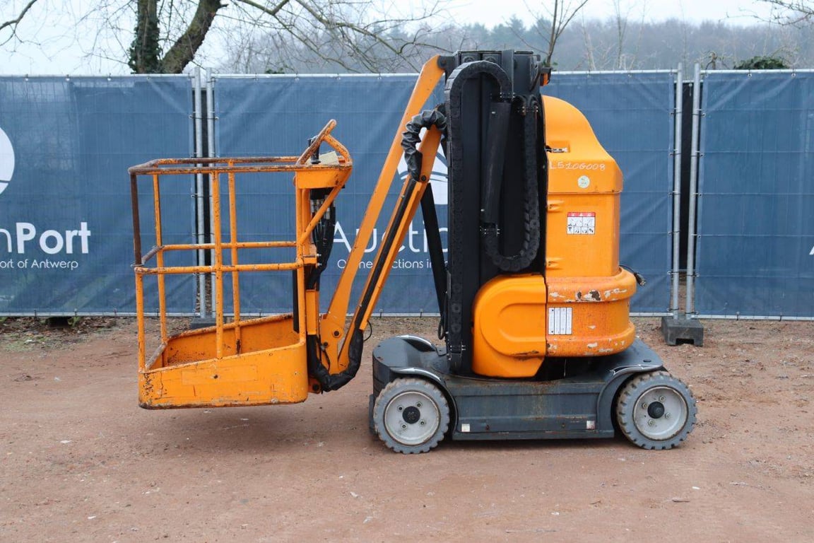 Mast lift ATN PIAF 880R Electric 8.8m 2014 2014 ATN PIAF 880R 2014 1 image 2