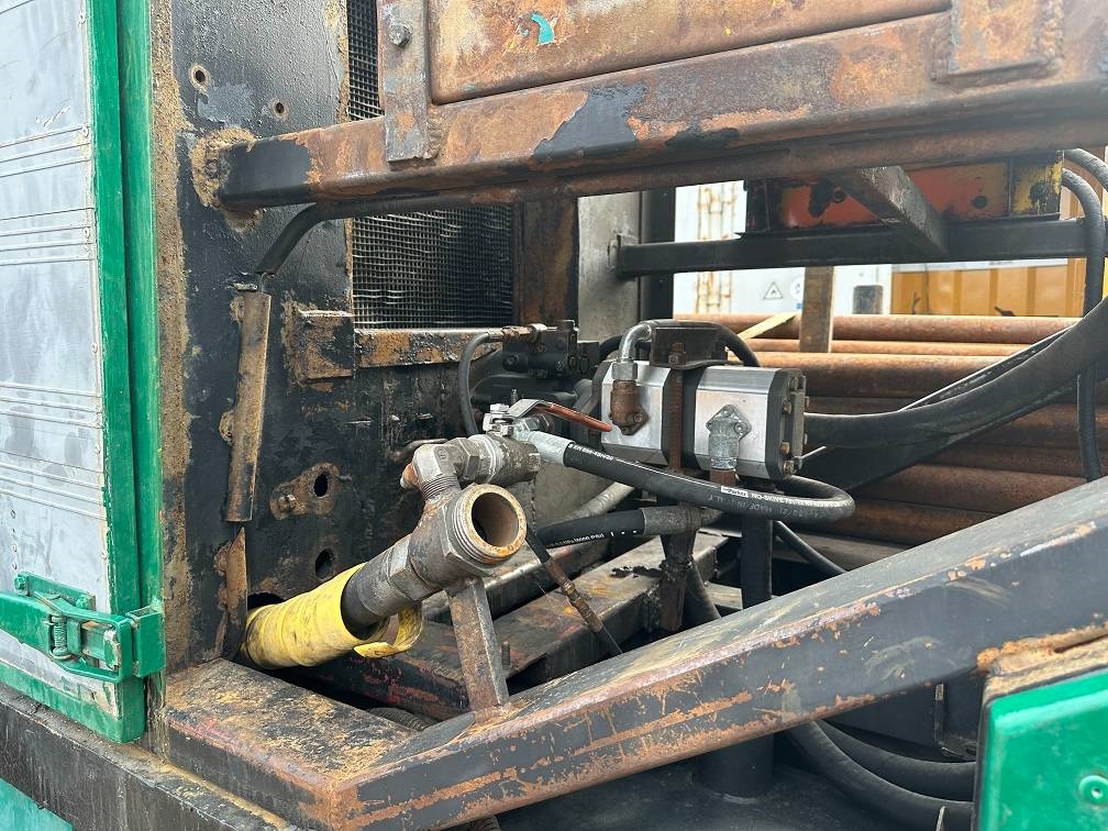 Volvo terberg fm1350 waterdrill 500m mudpump 2000 5232 terberg fm1350 waterdrill 500m mudpump 2000 1 image 10