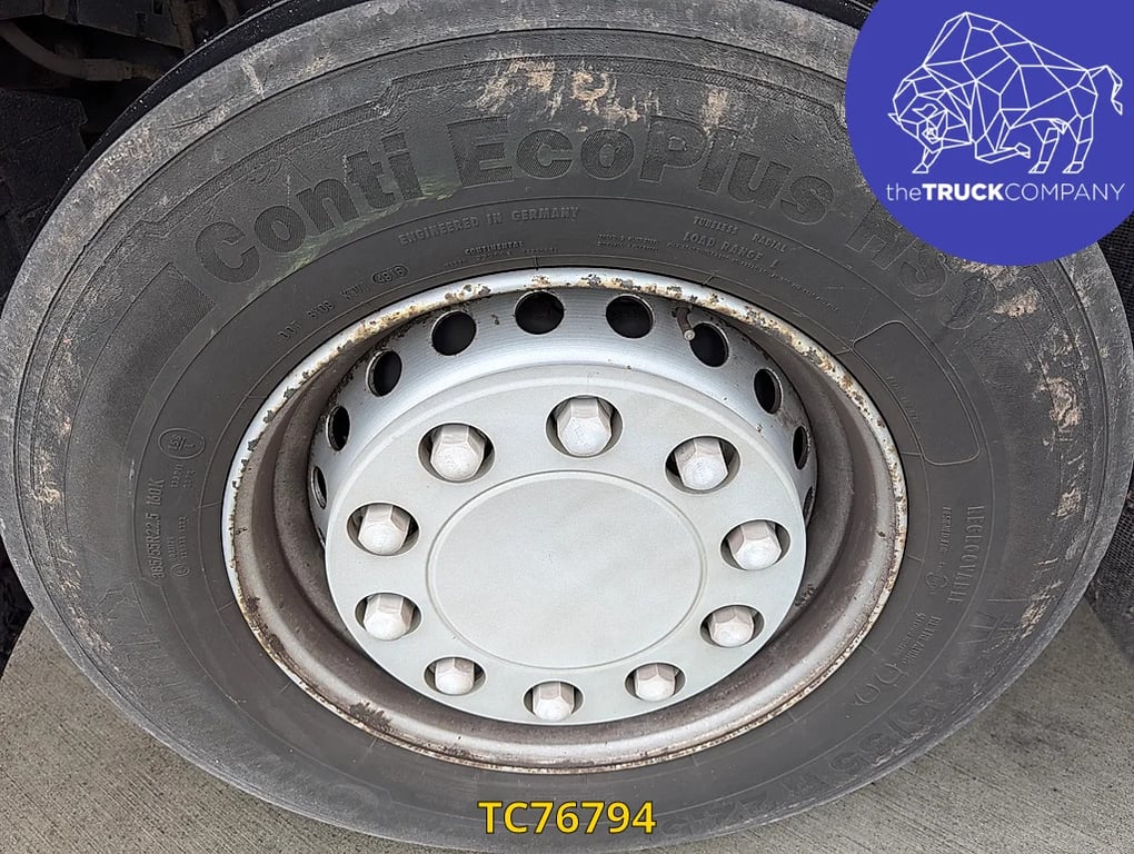 Renault Premium 320 2017 TC76794 Renault Premium 320 2017 1 image 10