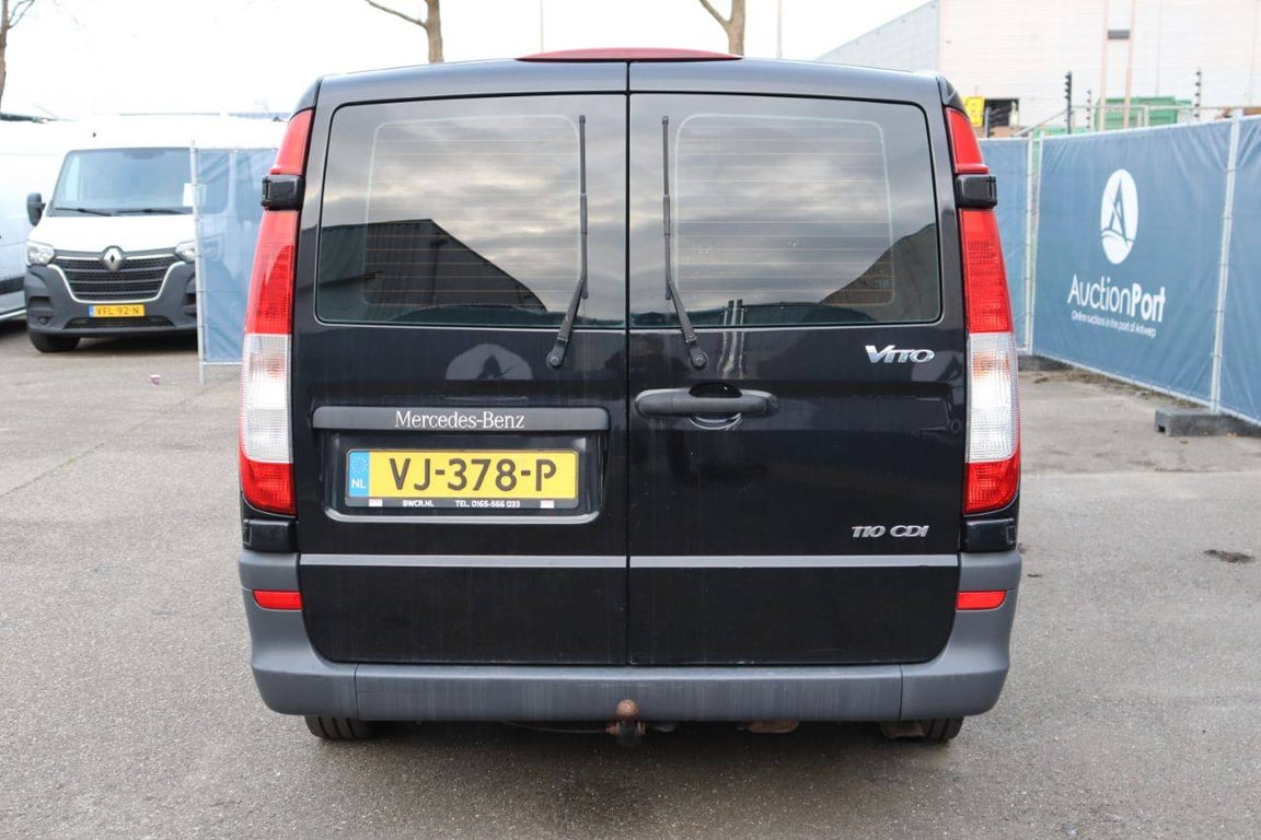 Mercedes-Benz Vito 110 CDI Diesel 2014 Van 2014 Vito 110 CDI 2014 1 image 5