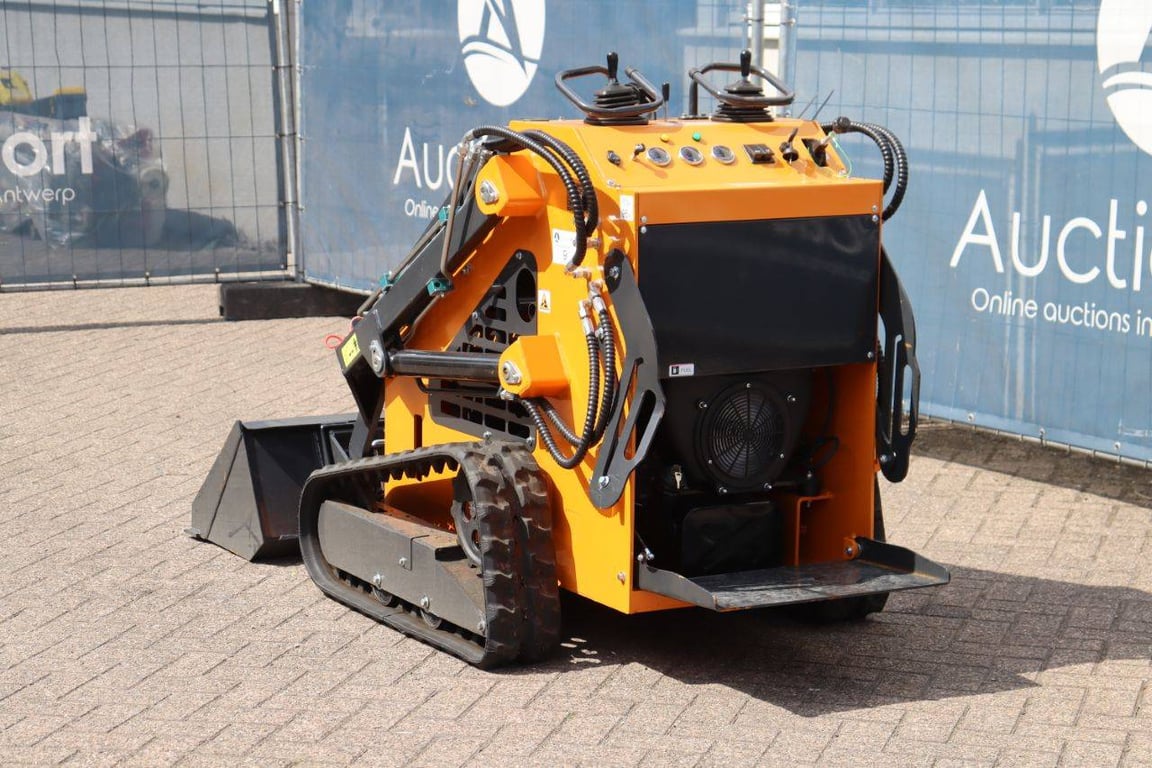 Skid Steer Loader Arteer QB-480 Petrol 24hp 2025 New 2025 ARTEER QB-480 2025 0 image 4