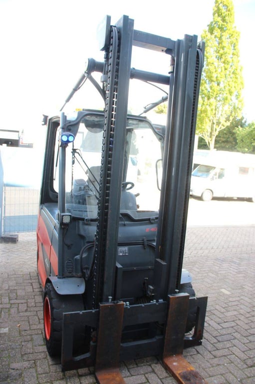 Forklift Linde E40H-01/600 Electric 4000kg 4.2m 2016 2016 E40H-01/600 2016 1 Forklift image 6