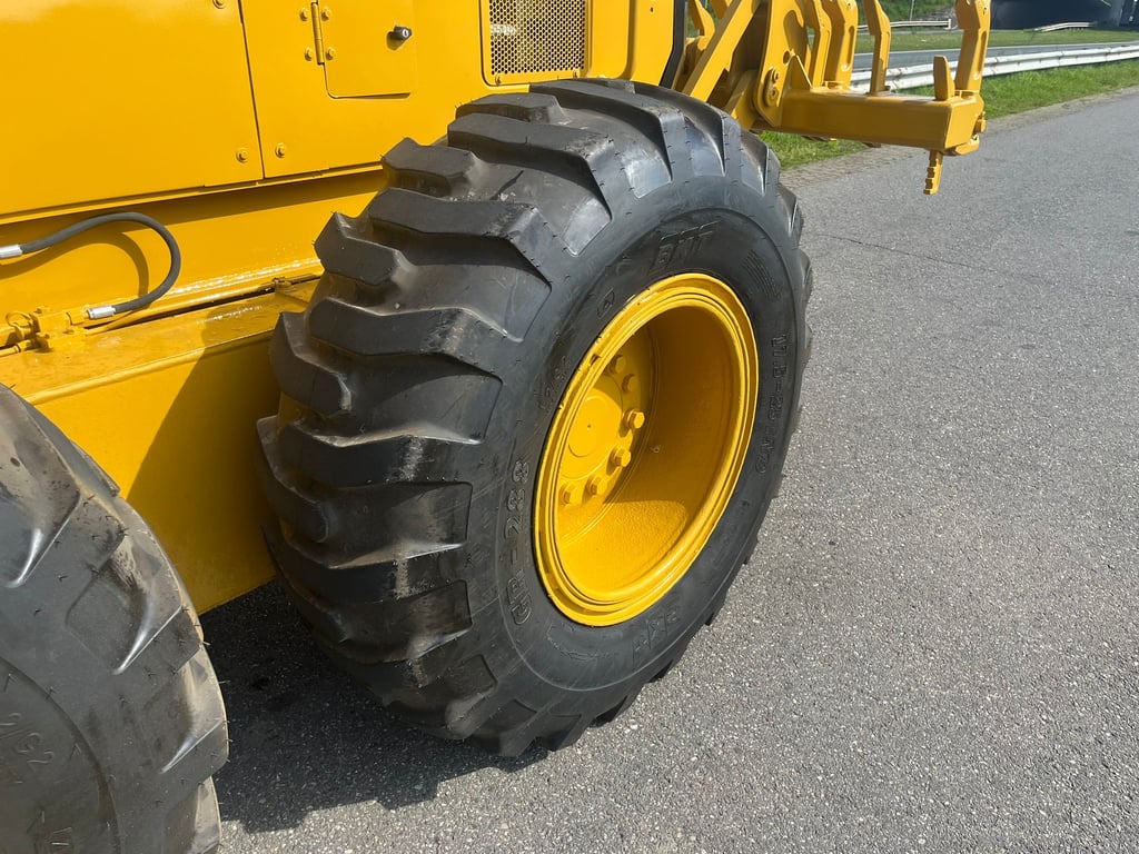 Caterpillar 140GC - Push block / Ripper / New Tires 2019 00032581 140GC - Push block / Ripper / New Tires 2019 1 image 9