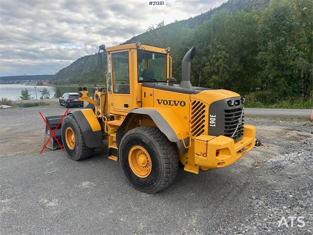 Volvo L90E wheel loader. WATCH VIDEO. 2006 21381 L90E wheel loader. WATCH VIDEO. 2006 1 Wheel Loaders image 4