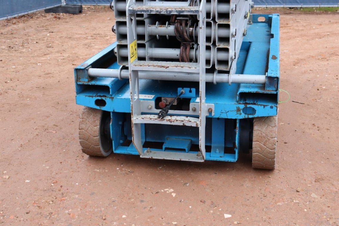 Scissor Lift Genie GS-3246 Electric 11.8m GS-3246 1 Scissor Lifts image 12