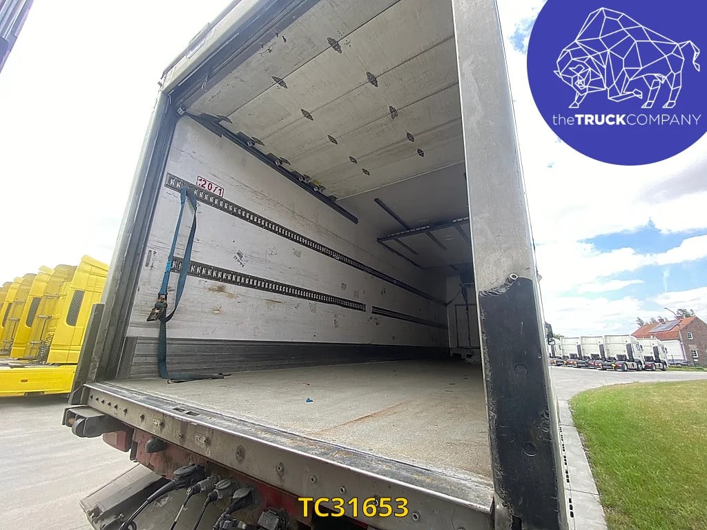 Volvo FM 340 2012 TC31653 FM 340 2012 1 image 3