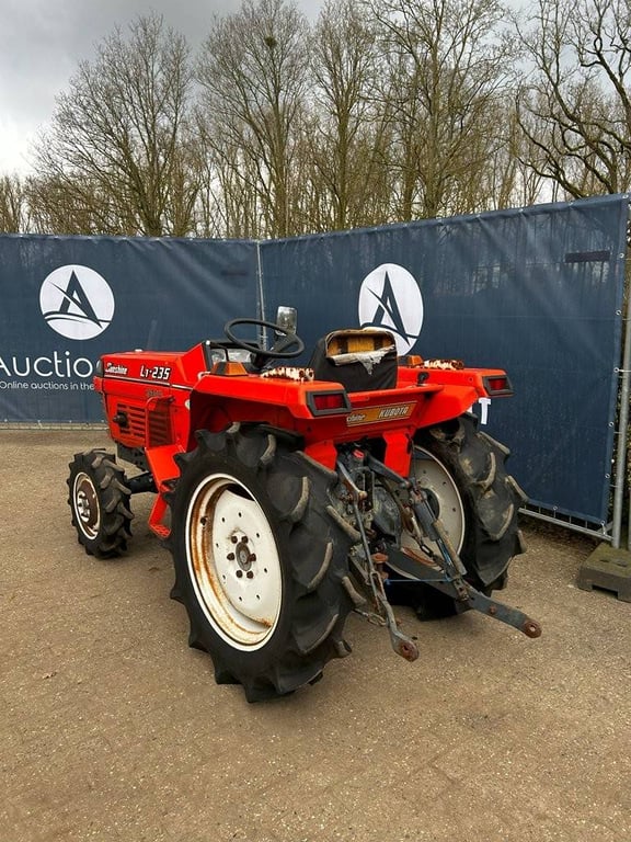 Mini tractor Kubota L1-235 PS Diesel 22hp L1-235 P.S. 1 image 2