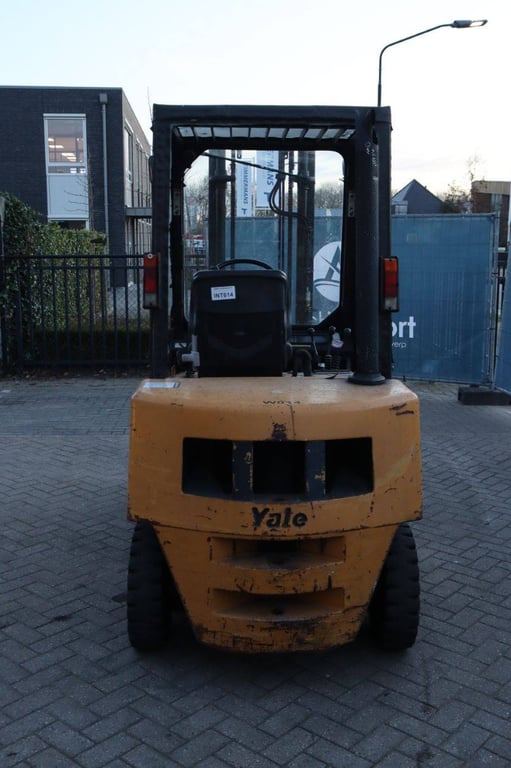 Forklift Yale GDP25TF Diesel 2340kg 1998 1998 GDP25TF 1998 1 Forklift image 5