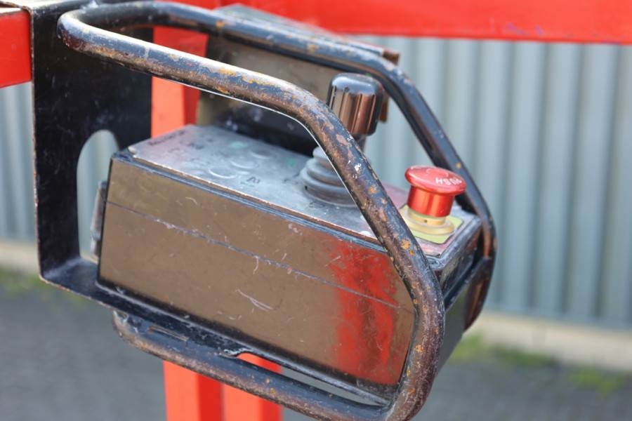 Holland Lift Ecostar HL-7810 Electric, 10m Working Height, 450k 2015 HOLLAND LIFT - Ecostar HL-7810 - 63500 Holland lift E...