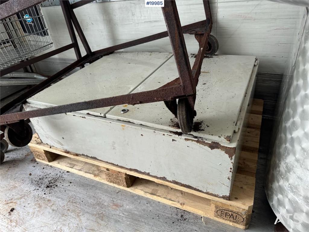 Kramer & Grebe choppers w/ 230V cabinet 19985 Kramer & Grebe choppers w/ 230V cabinet 1 image 8