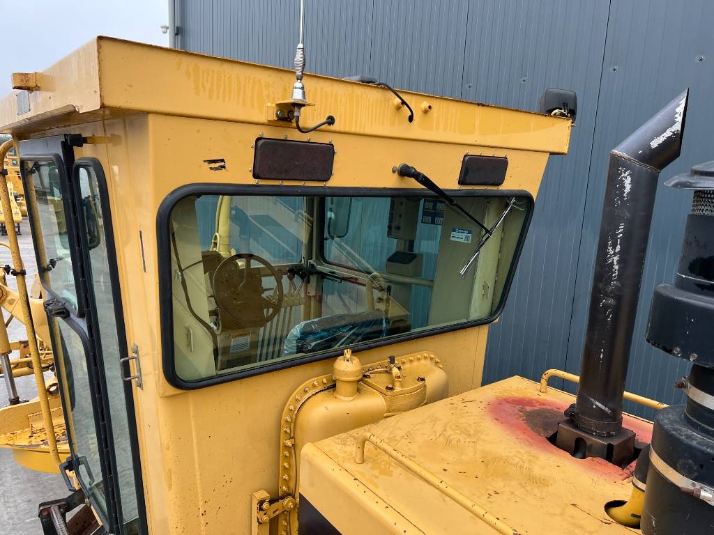 CAT 140H 1997 208067 140H 1997 1 Motor graders image 8