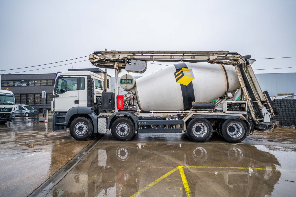 MAN TGS 32.360 BB+LIEBHERR+THEAM BG12 (band/tapis) 2010 E64876 TGS 32.360 BB+LIEBHERR+THEAM BG12 (band/tapis) 2010 1 image 6