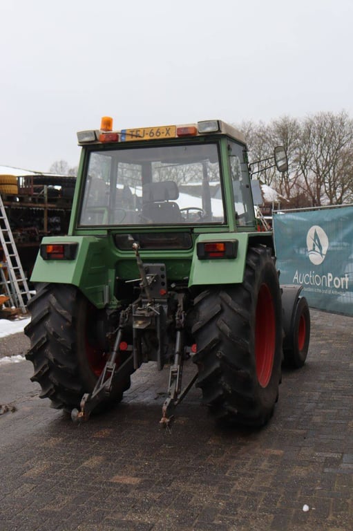 Tractor Fendt Farmer 305LS Turbomatik Diesel (Margin) 1987 Fendt Farmer 305LS Turbomatik 1987 1 image 6