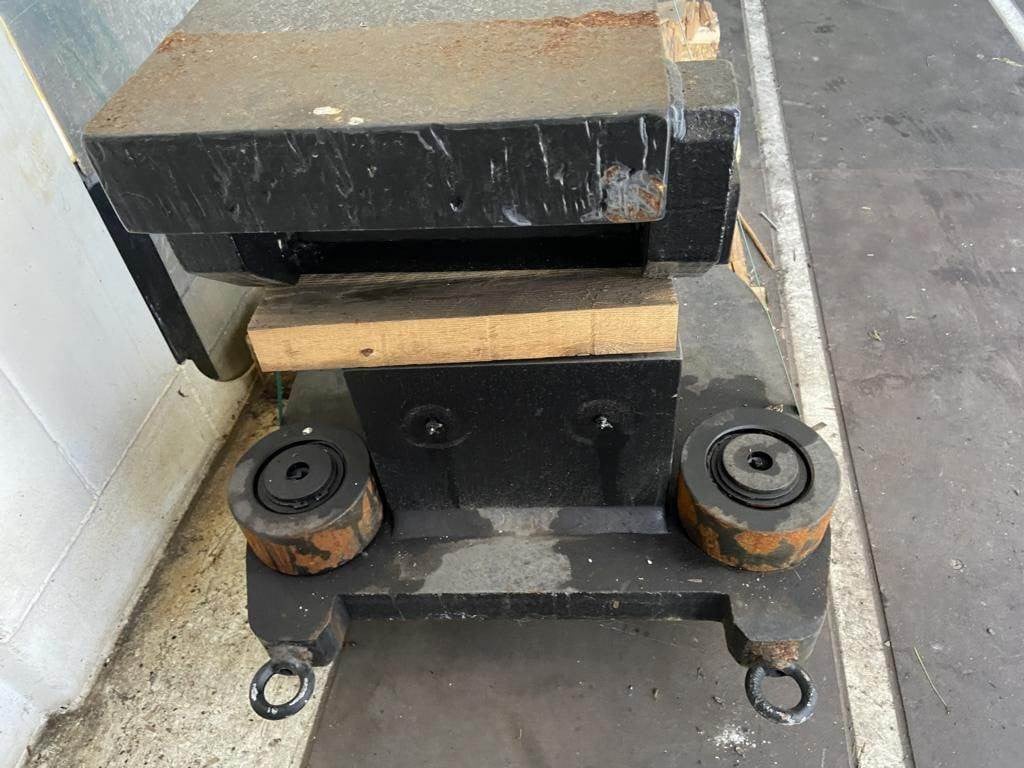 Svetruck 37.000 kg 1200 LSP 2008 DIV1302 Svetruck 37.000 kg 1200 LSP 2008 1 image 3