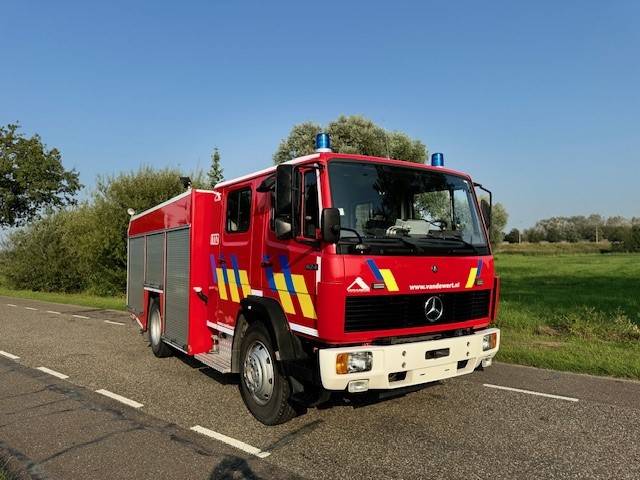 Fire truck Mercedes-Benz 1124 Diesel 240 hp 1996 1124 1996 1 image 3