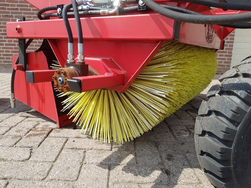 Veegmachine HSV125 voor Heftruck / shov 2014 2639 Veegmachine HSV125 voor Heftruck / shov 2014 1 image 4