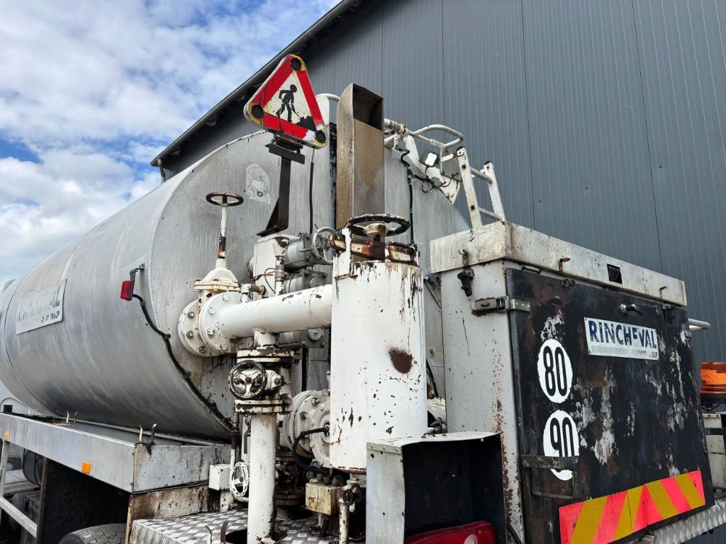 Renault Rincheval - 9.000 Liter 2000 207865 Renault Rincheval - 9.000 Liter 2000 1 image 11