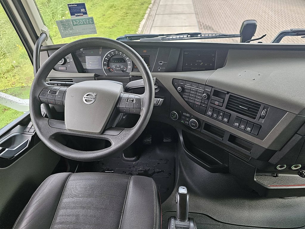 Heavy machinery product image - Image 8 of 15