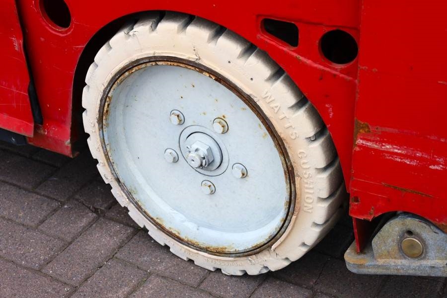 PB LIFT S225-12ES Electric, 22.5m Working Height, 450 2010 PB LIFT - S225-12ES - 500036 PB LIFT S225-12ES Electric, 22.5m ...