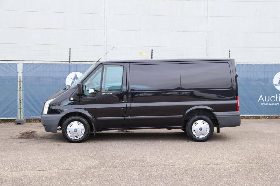 Ford TRANSIT 260S VAN 85DPF LR 4.23 Diesel 2010 2010 TRANSIT 260S VAN 85DPF LR 4.23 2010 1 image 2