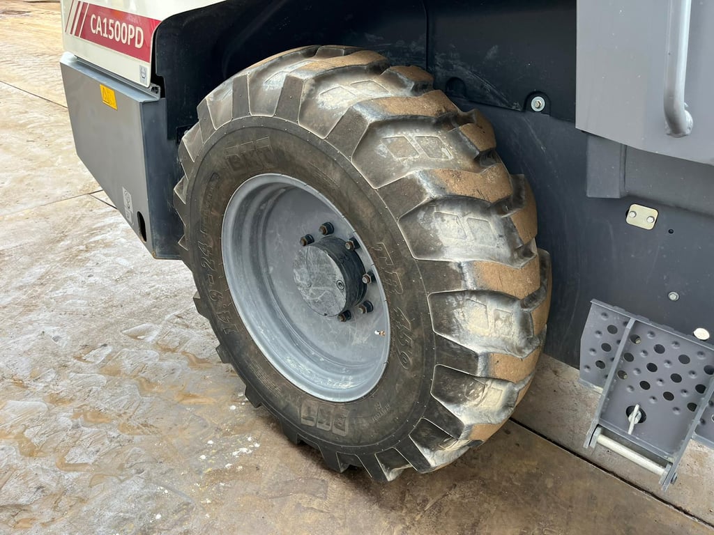 Heavy machinery product image - Image 12 of 15