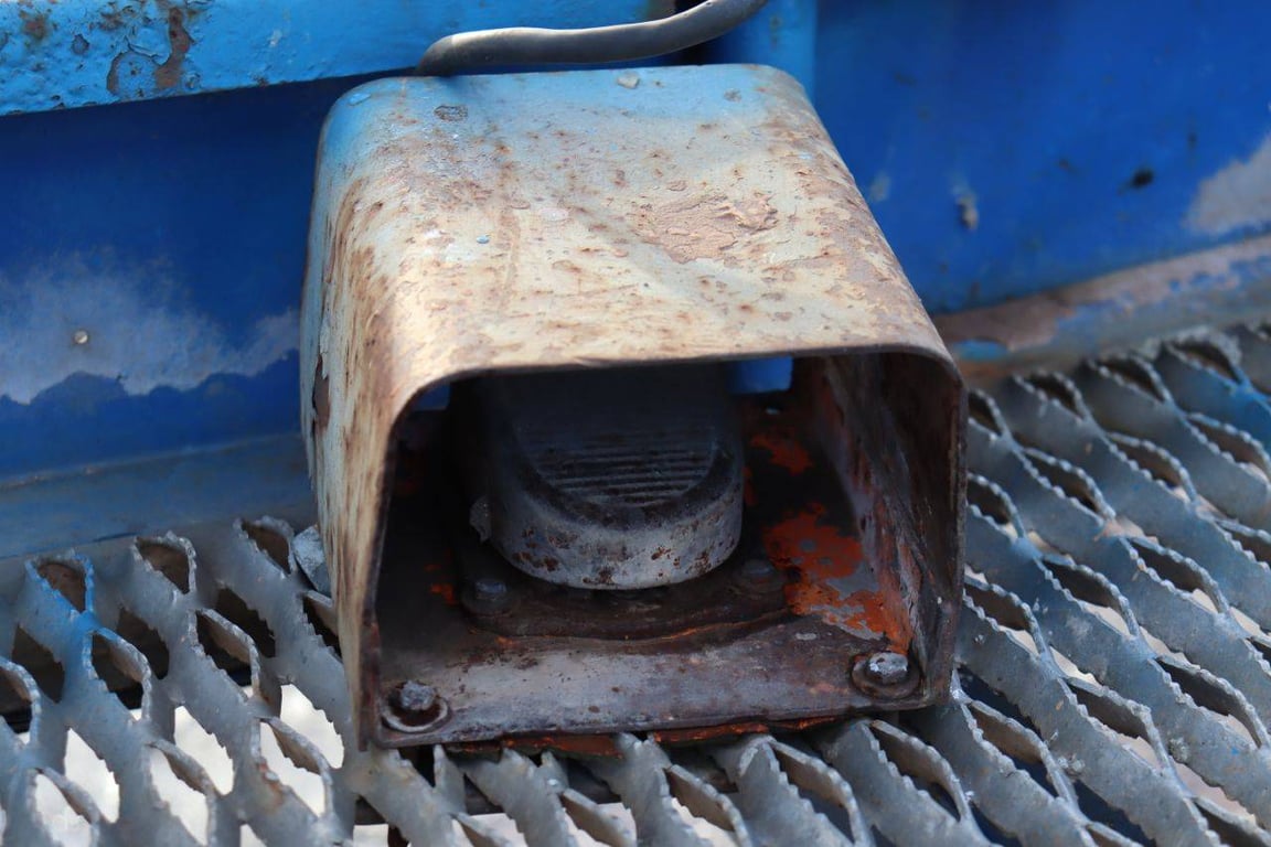 Telescopic boom lift UpRight SB80 Diesel 26.4m SB80 1 image 13