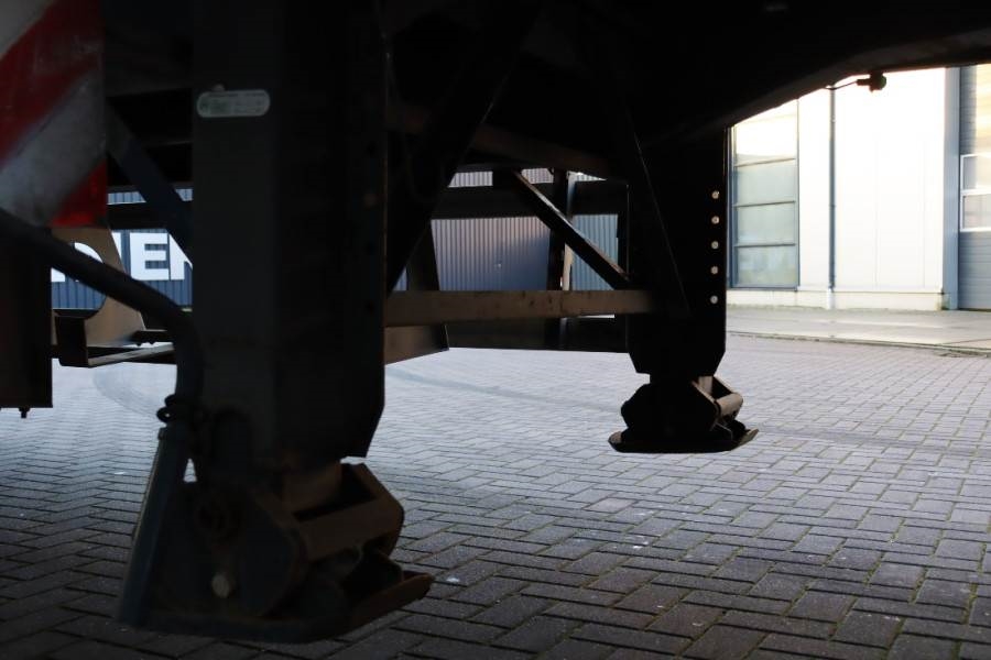 Groenewegen DRO-12-27 3 Axle Trailer, 32t Capacity, BPW Axles 2000 GROENEWEGEN - DRO-12-27 - 61852 Groenewegen DRO-12-27 3...