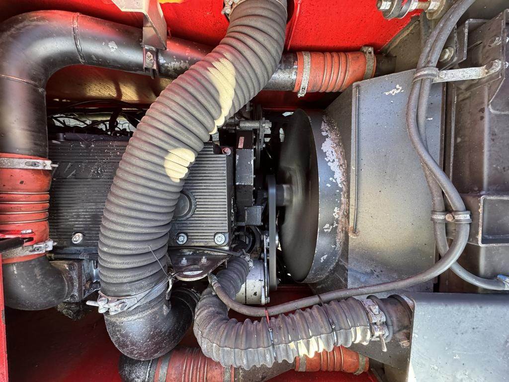 CVS Ferrari F481 2009 D4117 CVS Ferrari F481 2009 1 image 11